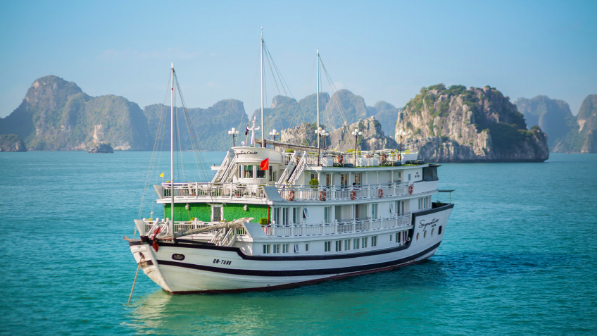 Royal Signature Cruise - Asia Charm Tours