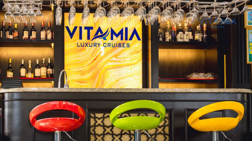 Vita Mia Luxury Cruise Halong Bay