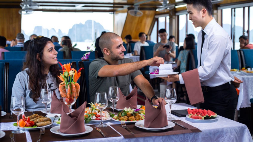 Alova Premium Cruise Halong Bay