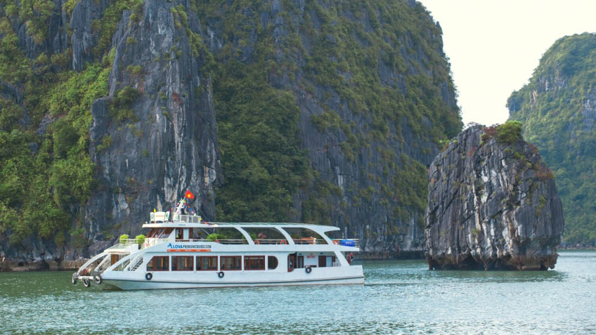 Alova Premium Cruise Halong Bay