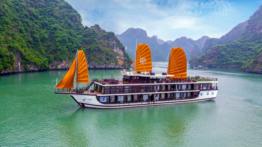 Peony Cruise Halong Bay - Asia Charm Tours