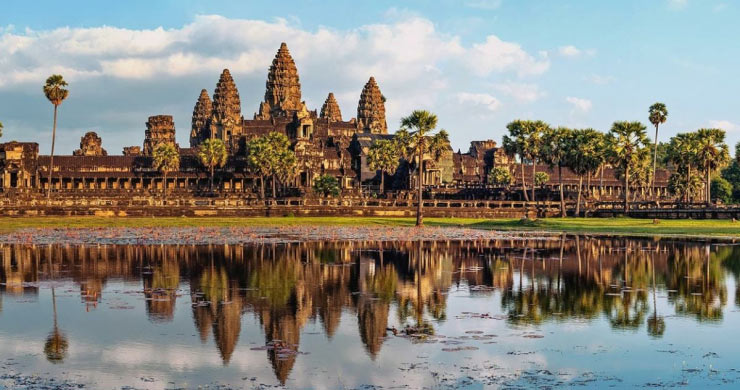 Angkor Wat Complex Full Day Tour