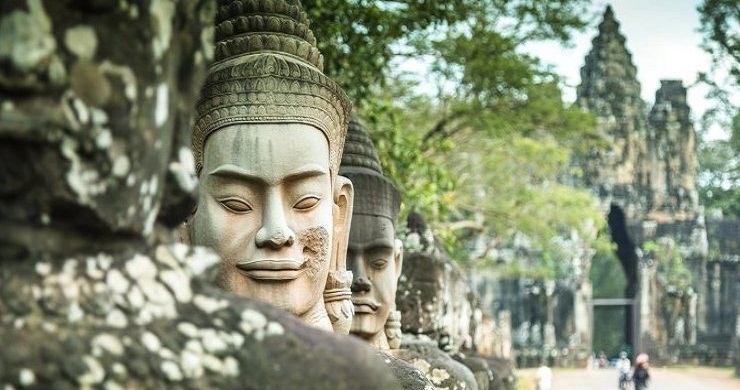 Angkor Thom Explore 1/2 Day