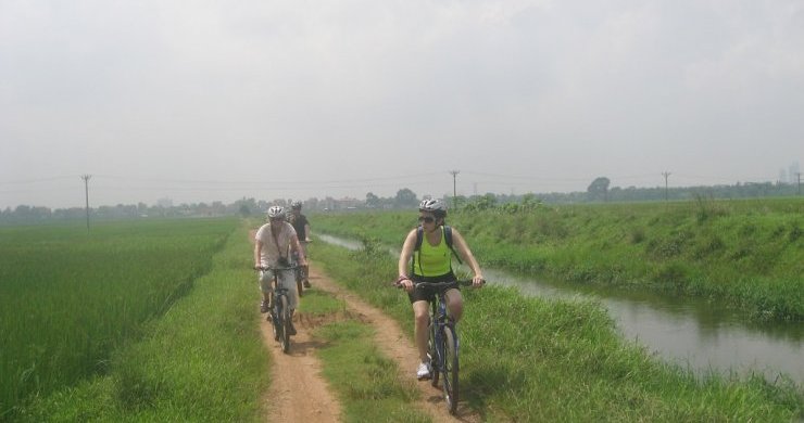 Explore Hanoi By Bike Full Day