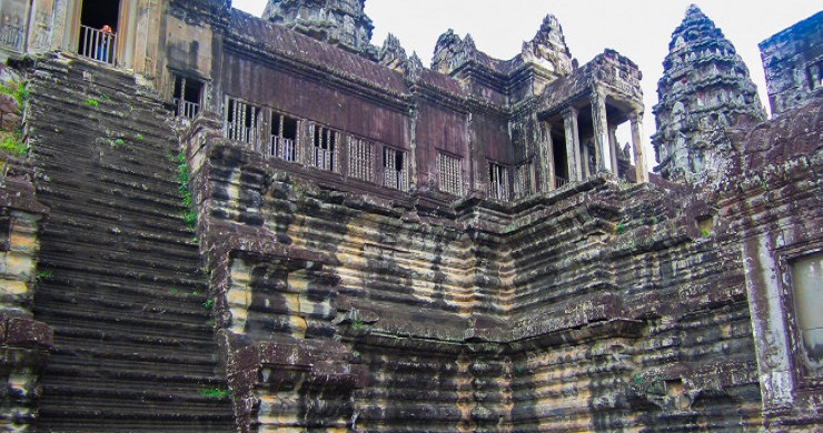Must-See Vietnam and Cambodia 17 Days
